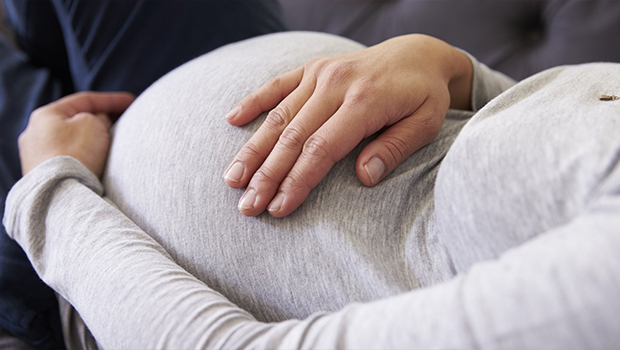 عواملی که منجر به خونریزی در سه ماه اول بارداری